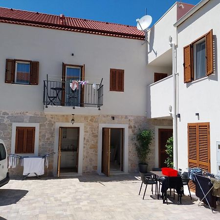 Apartments Miamare 2 Primošten Extérieur photo