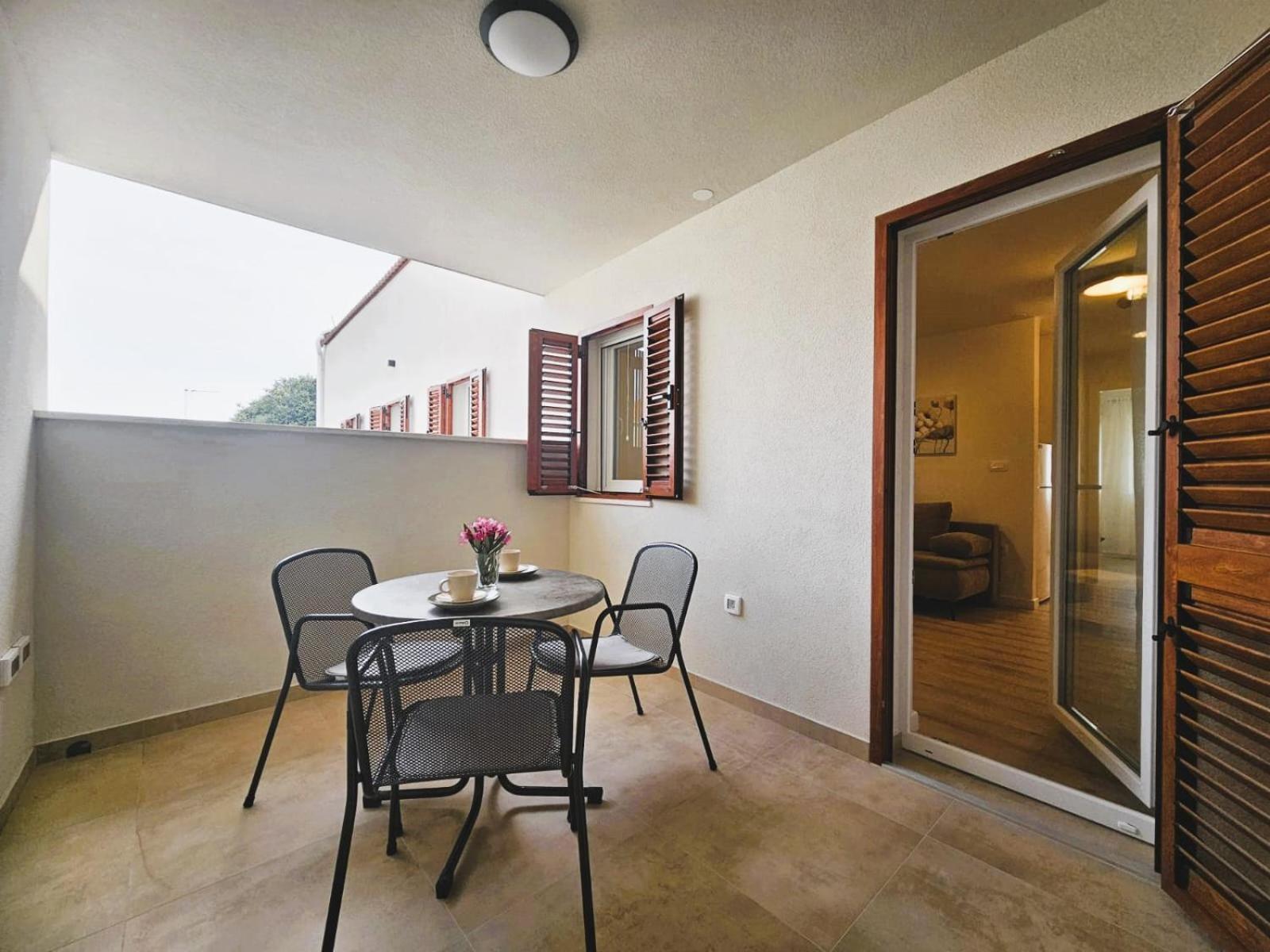 Apartments Miamare 2 Primošten Extérieur photo