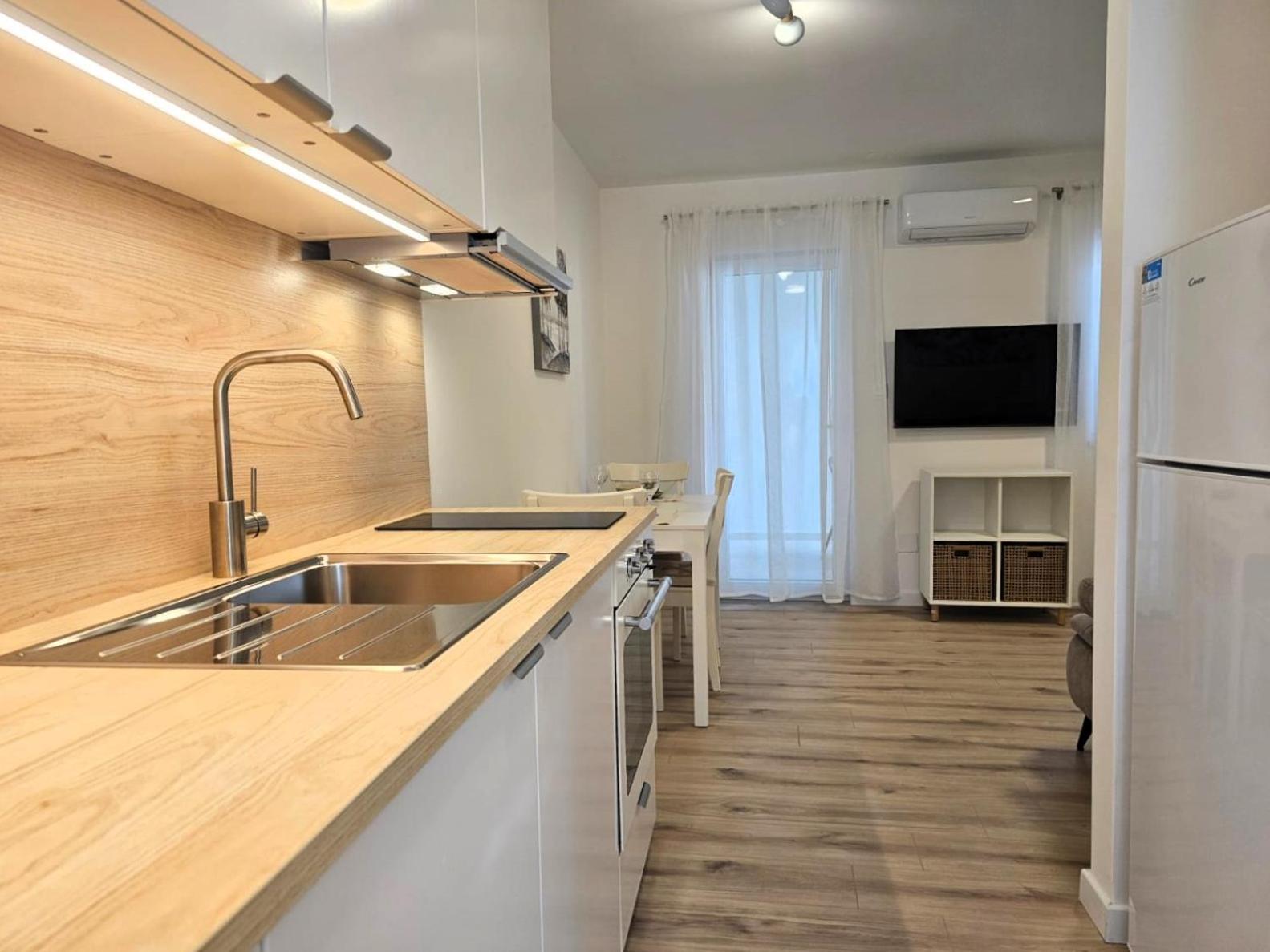 Apartments Miamare 2 Primošten Extérieur photo